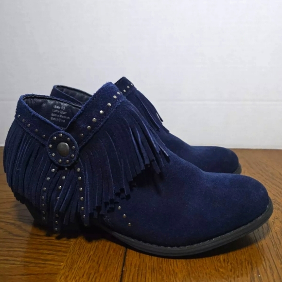 Very Volatile size6.5 Suede Booties - Picture 1 of 6